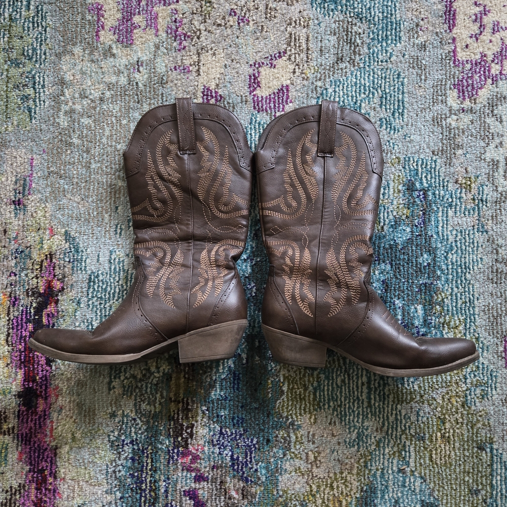Brown Western Embroidered Cowboy Boots